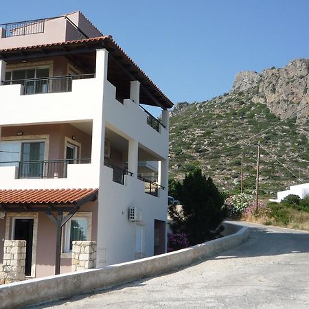 La Casa Del Vitsi Palaiochora Exterior foto