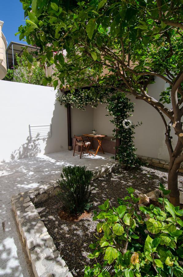 La Casa Del Vitsi Palaiochora Exterior foto